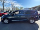 New 2025 Chrysler Pacifica Select image 2
