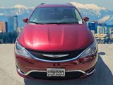 Used 2019 Chrysler Pacifica Touring-L image 2