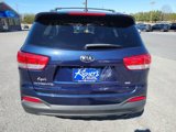 Used 2017 Kia Sorento LX image 5