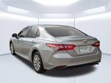 Used 2018 Toyota Camry LE image 5