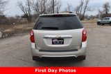 Used 2015 Chevrolet Equinox LT image 2