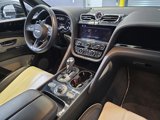 Used 2021 Bentley Bentayga image 2