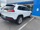 Used 2016 Jeep Cherokee Limited image 5