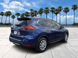 Used 2017 Nissan Rogue S image 4