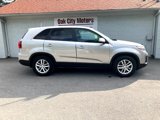 Used 2015 Kia Sorento LX image 4