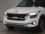 Used 2021 Kia Seltos SX w/ SX Sunroof Package image 2