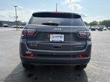Used 2024 Jeep Compass Limited image 4