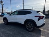 Used 2025 Chevrolet Trax LT w/ Driver Confidence Package image 5