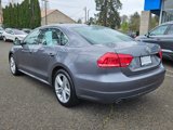 Used 2015 Volkswagen Passat TDI SE image 3
