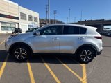 Used 2020 Kia Sportage LX image 2