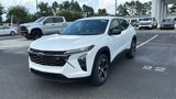 New 2025 Chevrolet Trax RS w/ Sunroof Package image 3