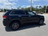 Used 2020 Jeep Grand Cherokee Limited image 2