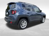 Used 2023 Jeep Renegade Latitude w/ Premium Group image 4