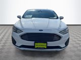 Used 2020 Ford Fusion SE image 2