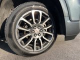 Used 2020 GMC Acadia Denali image 2