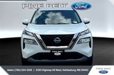 Used 2022 Nissan Rogue SV image 3