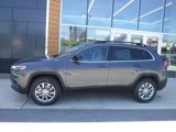 Certified 2022 Jeep Cherokee Latitude Lux w/ Sun & Sound Group image 2