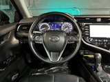 Used 2020 Toyota Camry SE image 2