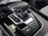 Used 2022 Audi Q5 2.0T Premium w/ Convenience Package image 4