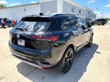 Used 2022 Buick Envision Essence w/ Technology Package II image 3