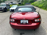 Used 2008 MAZDA MX-5 Miata Sport w/ Convenience Pkg image 4