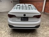 Used 2024 Volkswagen Jetta Sport image 5
