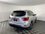 Used 2019 Nissan Pathfinder SL image 3