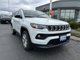 New 2025 Jeep Compass Latitude image 2
