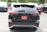 Certified 2022 Toyota Highlander XSE image 4