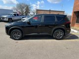 Used 2023 Nissan Rogue S image 4