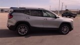 Used 2024 GMC Terrain SLT image 2