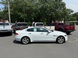 Used 2017 Jaguar XE image 2