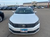 Used 2018 Volkswagen Passat 2.0T SE image 2