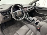 Certified 2024 Porsche Macan image 4