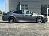 Used 2021 Toyota Camry SE image 3