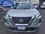 Used 2023 Nissan Rogue SV image 2