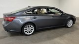 Used 2016 Toyota Avalon Touring image 3