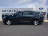 Used 2021 Chrysler Voyager LX image 1