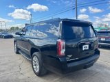 Used 2017 GMC Yukon XL SLT w/ Open Road Package image 3