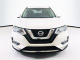 Used 2017 Nissan Rogue S image 2