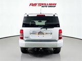 Used 2012 Jeep Liberty Limited Jet w/ Comfort/Convenience Group image 6
