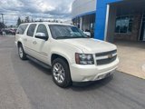Used 2014 Chevrolet Suburban LTZ image 3