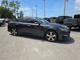Used 2019 Kia Optima S image 2