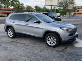 Used 2018 Jeep Cherokee Latitude Plus image 2