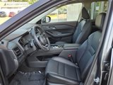 Used 2023 Nissan Rogue SV image 3