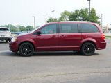 Used 2019 Dodge Grand Caravan SXT w/ Rear Park Assist Package image 2