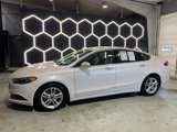 Used 2018 Ford Fusion SE w/ Fusion SE Technology Package image 2