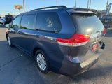 Used 2014 Toyota Sienna XLE image 4