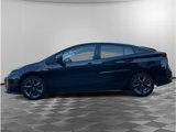 Used 2021 Toyota Prius XLE image 2