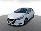 Used 2021 Nissan Versa SV image 4